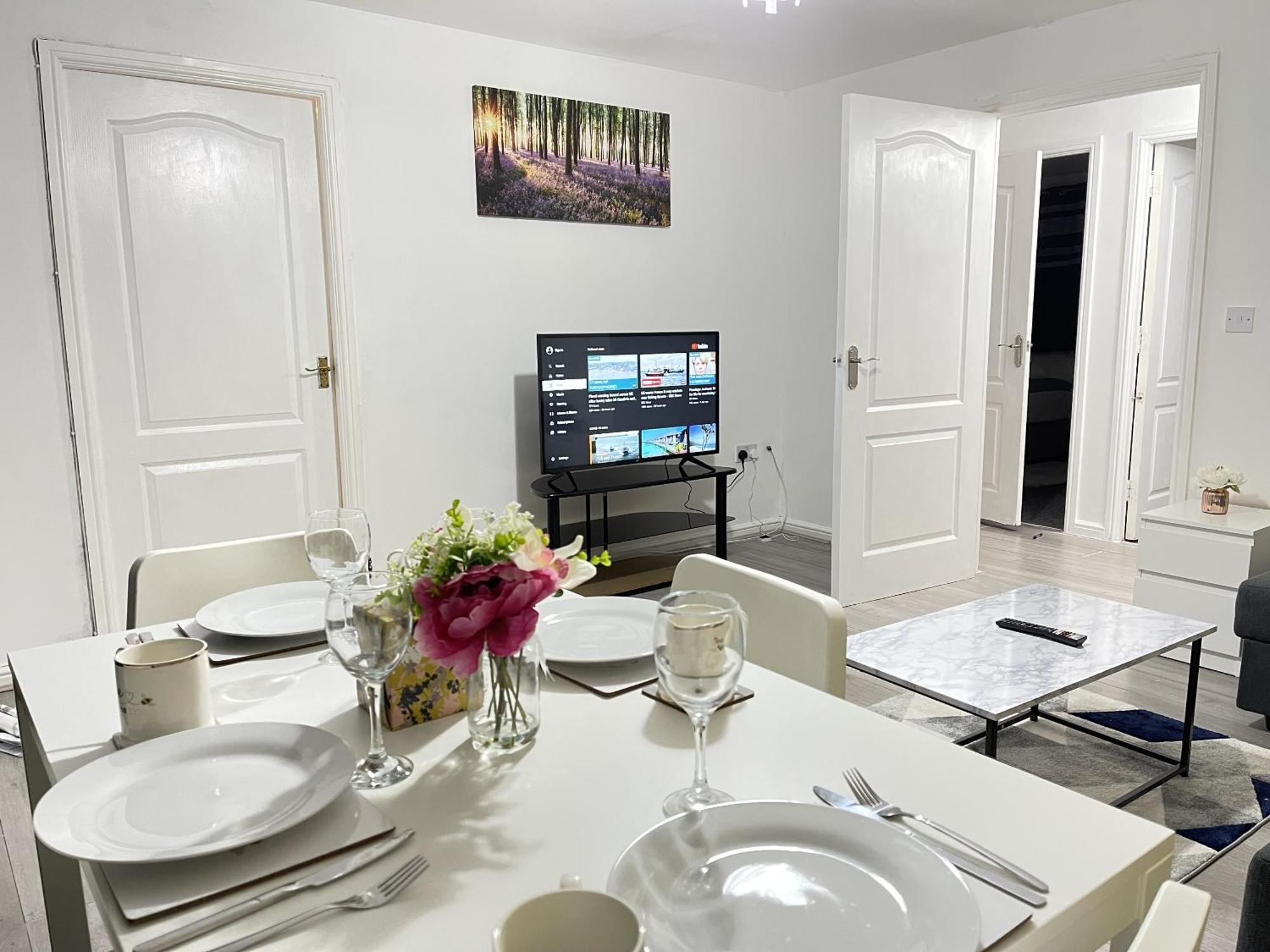 Clover Apartments Hadleigh  Extérieur photo